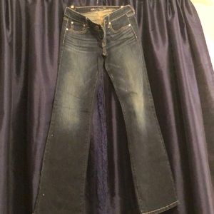 American Eagle size 6 women’s flare jean
